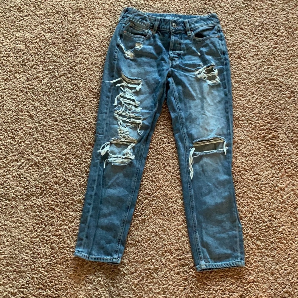 American Eagle tomgirl  button fly size 4